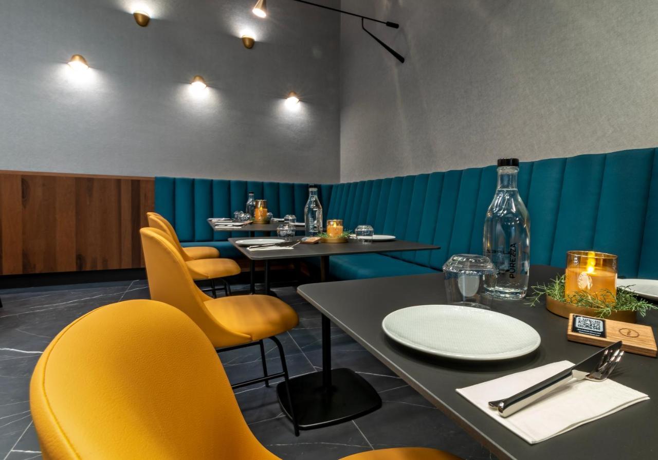 Palatinus Boutique Hotel Печ Екстериор снимка